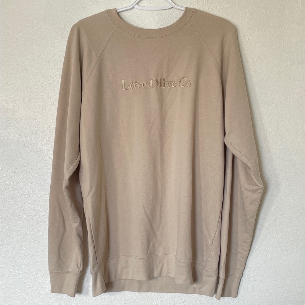 Love Olive Co Men's Beige Crewneck Sweater